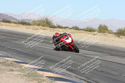 media/Dec-01-2025-Moto Forza (Mon) [[2daa91e15f]]/2-Intermediate Group/Session 4 (Turn 10 Inside)/